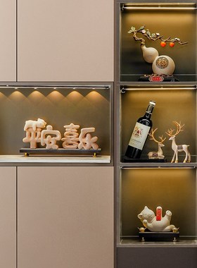 入门玄关酒柜装饰品电视柜摆设客厅高端招财鹿红酒架摆件乔迁礼物
