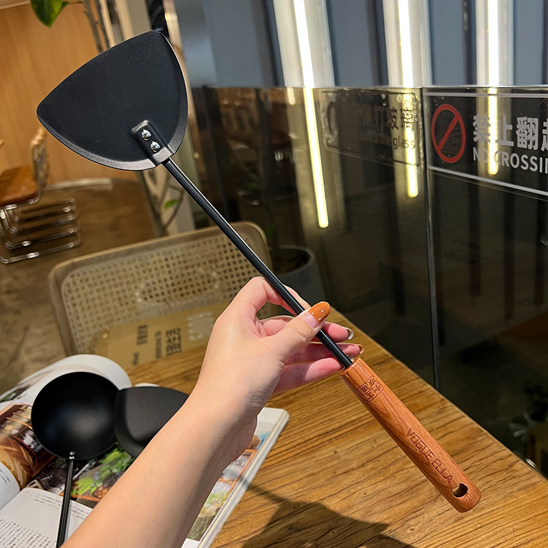 【老板娘家里自用款】极铁锅铲炒菜铲子铁铲子实木防烫手柄盛汤,淘宝优惠券,粉丝福利购,淘宝优惠卷