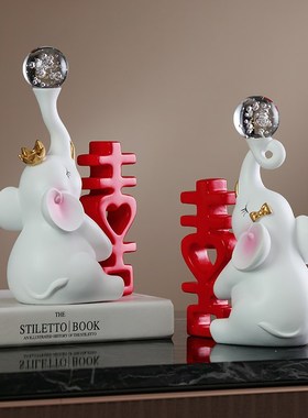 新婚礼物送新人可爱情侣对象摆件订婚客厅卧室装饰送闺蜜结婚礼物