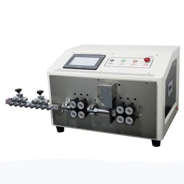 New energy wire stripping machine 70 large square power stripping wire cutting machine pulley wire conveying wire without indentation wire wiping machine
