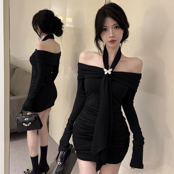 甜辣风露肩连衣裙女红色修身包臀短裙性感显瘦