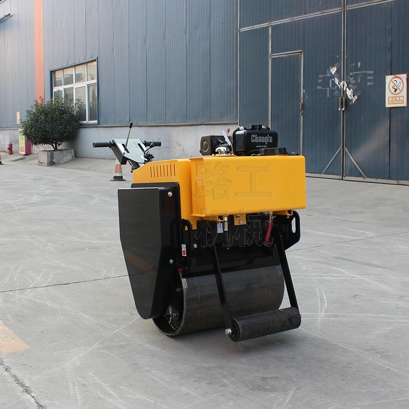 600手扶单轮压路机 振动碾压机 手推式小型压土机 - 图0