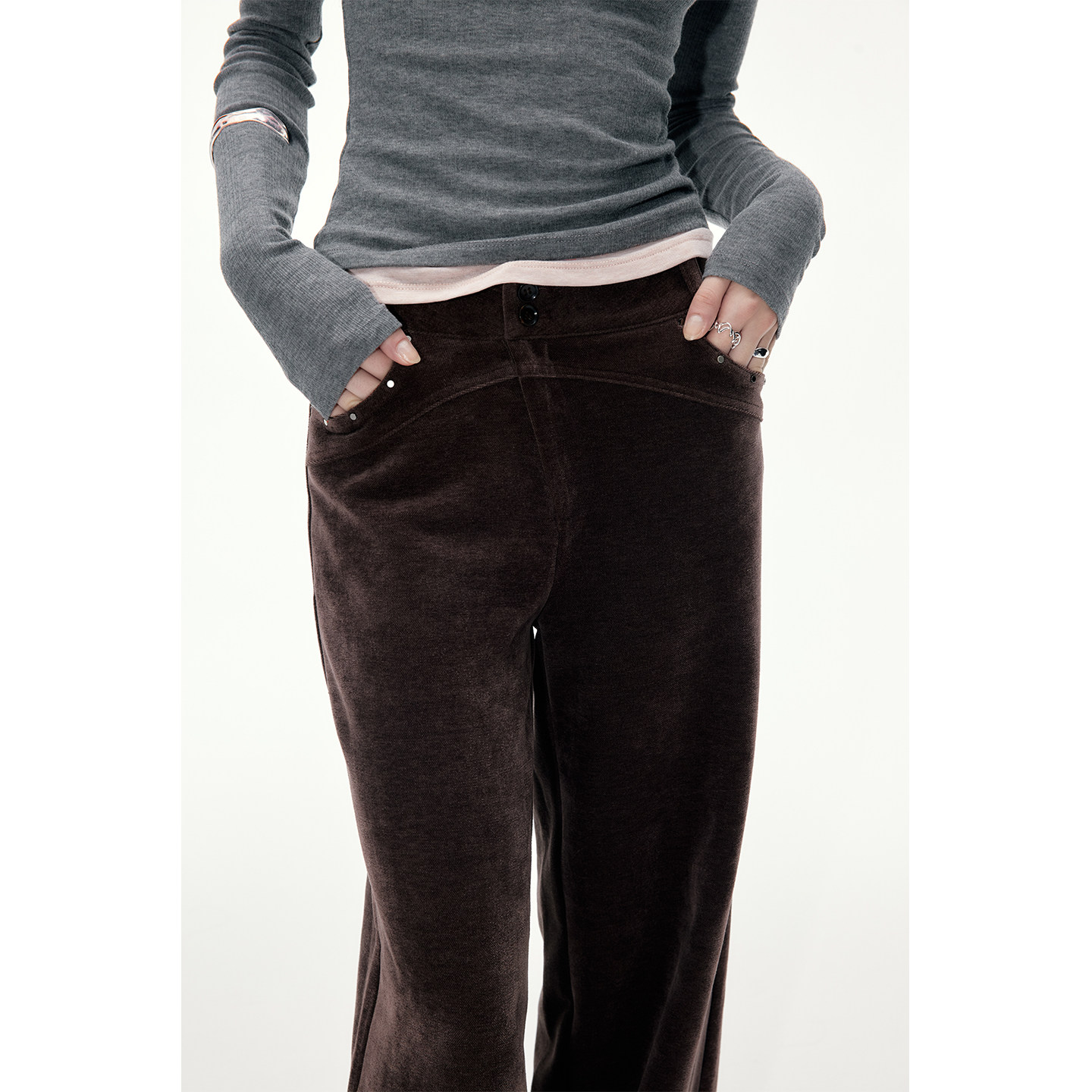 in modo diverso 原创设计复古绒面斜门襟撞钉宽松直筒秋冬长裤女,淘宝优惠券,粉丝福利购,淘宝优惠卷