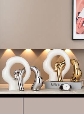 现代艺术饰品，客厅电视柜，酒柜，无障碍豪华，高端乔装，新家软