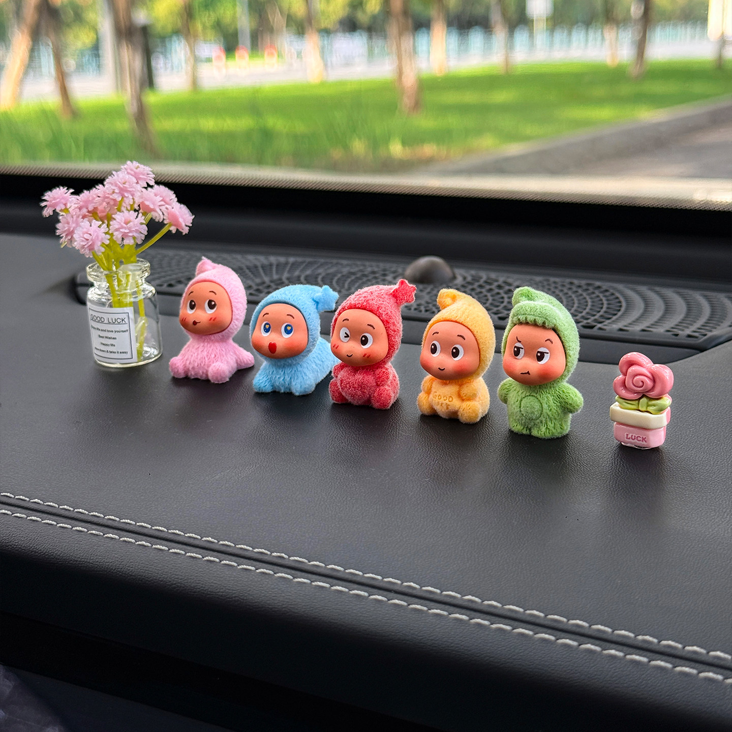 2025可爱卡通植绒星星人汽车摆件桌面中控台装饰车内车窗治愈饰品,淘宝优惠券,粉丝福利购,淘宝优惠卷