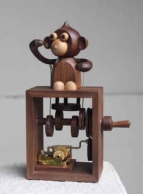 木然哈皮猴手摇音乐盒飞猪创意生日礼物猴子家居摆件情人节八音盒