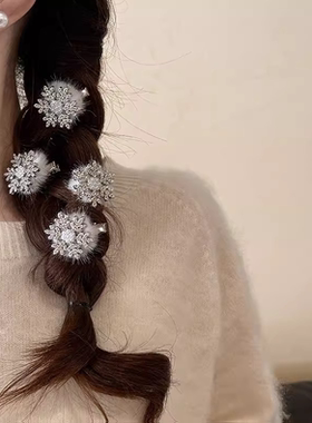 毛绒雪花发夹圣诞高级感