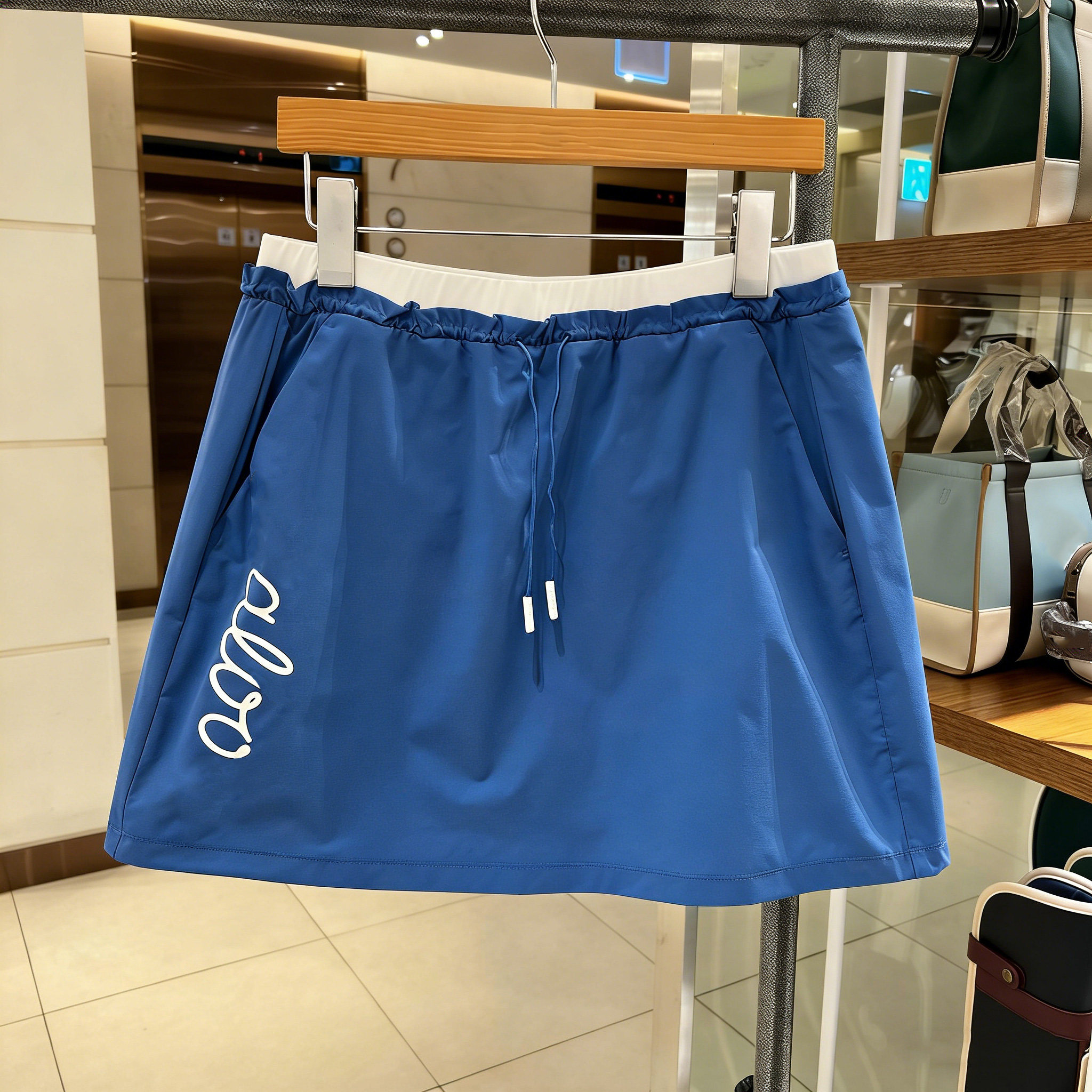 韩国高尔夫球服女士休闲短裙26春夏新款golf运动松紧腰字标半身裙,淘宝优惠券,粉丝福利购,淘宝优惠卷