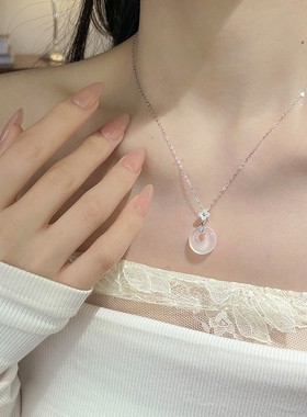 999纯银四叶草白玉髓吊坠项链