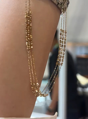 金色多层波光粼粼串珠项链高级感