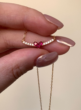 温柔绯红色闪钻爱心项链轻奢百搭