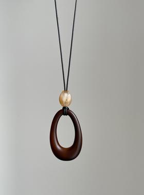 复古木质镂空椭圆项链高级感百搭