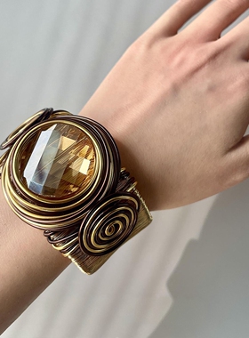 中古重工金色丝绕线宽版手镯夸张