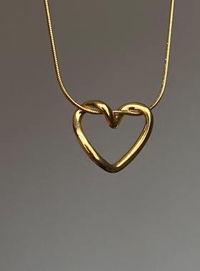 简约金结心形项链小众女轻奢精致