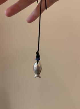 新中式银色亮面小鱼吊坠项链复古