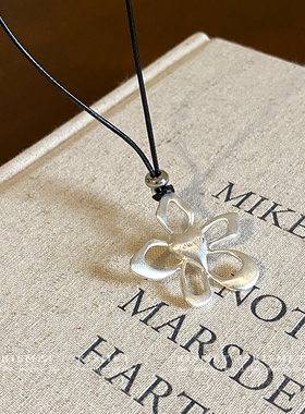 曼谷花园~波西米亚风镂空花朵项链复古皮绳毛衣链卫衣链2025新款