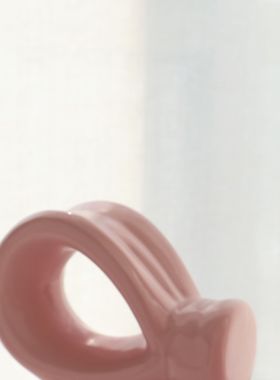 MUSe Garden 粉嫩嫩 大颗草莓 蝴蝶结陶瓷书挡