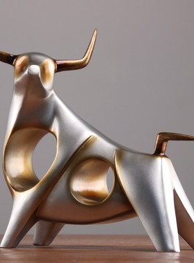 创意牛摆件客厅电视柜办公室桌面家居酒柜装饰品艺术抽象动物摆设
