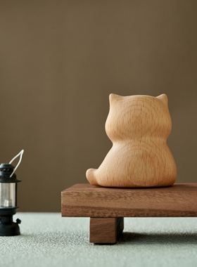 胡桃木卡通招财猫把玩挂件潮流创意招财小猫桌面摆件