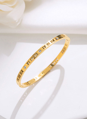 钛钢不掉色罗马数字镂空手镯女时尚气质真金电镀手环网红百搭手饰