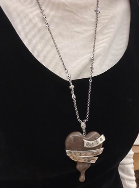 复古缠绕不规则咖色爱心项链女轻奢小众时尚百搭毛衣链秋冬季颈链