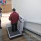 Obstacle-free oblique lifting platform stair lifting platform