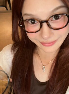 甜酷风十字架吊坠项链