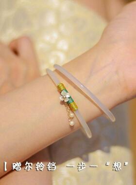 网红叮当镯铃铛手镯女琉璃镯子细条女款古风少女一步一响手炼玻璃