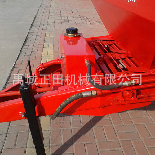 生产大型动物粪肥施肥机 石膏食盐酒糟抛洒晾晒 猪粪撒播机械 - 图3