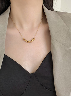 钛钢不掉色INS潮小众复古金色几何方块时尚项链女气质百搭锁骨链
