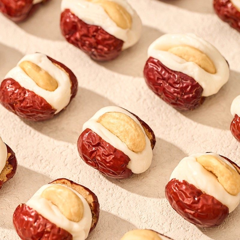 牧果人腰果泡芙枣250g奶枣无核红枣夹奶酪新疆特产抱抱果休闲零食,淘宝优惠券,粉丝福利购,淘宝优惠卷