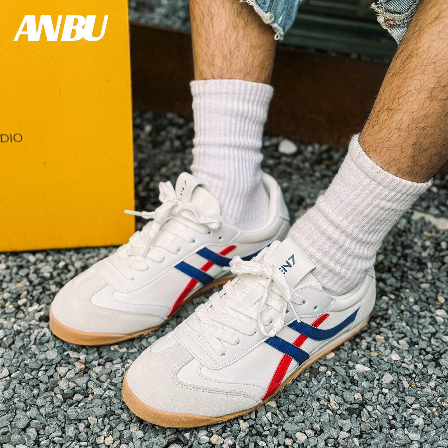 安步ANBU小白鞋男鞋2025秋季新款小众潮流百搭软底时尚休闲德训鞋,淘宝优惠券,粉丝福利购,淘宝优惠卷