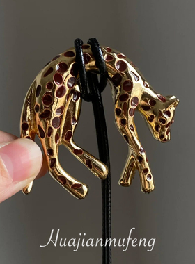 复古黑金钱豹吊坠项链女