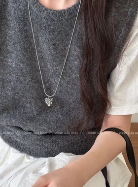 极简银色金属三角吊坠长款锁骨链