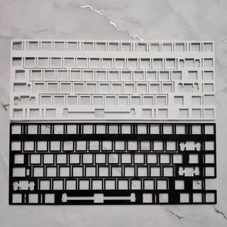 Pmo wave75 keyboard positioning plate can be customized with carbon fiber and aluminum alloy anode silver materials.