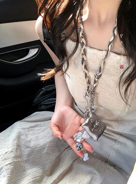银色编绳抱枕项链女小众设计感朋克长款卫衣链挂脖甜酷辣妹配饰品