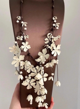 波西米亚风轻奢手工编织项链白色花卉毛衣链复古民族风瀑布锁骨链