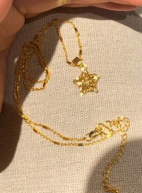 金灿灿金闪闪星星吊坠黄金色链条项链女款设计感锁骨链轻奢高级感