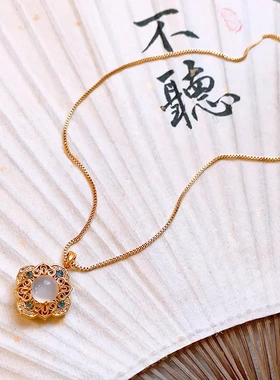 真金电镀锆石菱形花朵项链复古宫廷风锁骨链时尚轻奢高级感项饰女