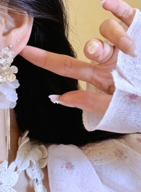 锆石花朵贝壳花边度假风流苏长款耳环女方圆脸耳饰新款高级感耳夹