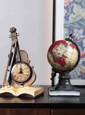 欧式复古怀旧时钟摆件酒柜装饰品家居客厅小提琴乐器书柜摆设