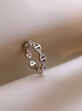 真金电镀锆石椭圆猪鼻子开口戒指新款高级感食指戒潮流轻奢风手饰