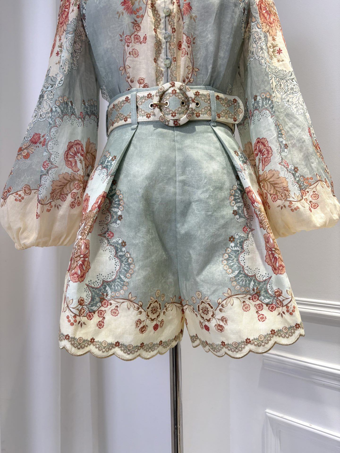 时尚奢品-春秋新款薄荷绿立领纽扣上衣+短裤女士套装2件套#980,淘宝优惠券,粉丝福利购,淘宝优惠卷