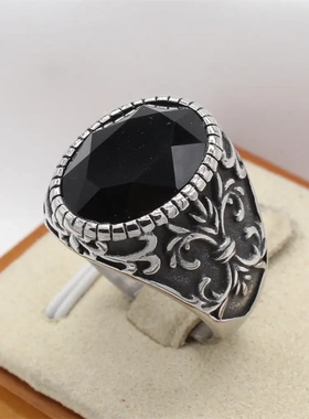 r1646 欧美个性复古十字架椭圆宝石钛钢戒指 饰品