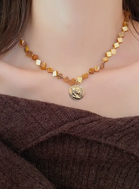 欧美复古人像花纹菱形贝壳珠项链女小众气质锁骨链轻奢高级感项饰