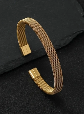 欧美钛钢手镯不掉色平面钢丝网格弹力手镯形开口不锈钢饰品