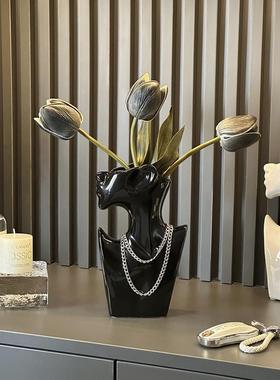 创意陶瓷家居装饰品人物小众花瓶摆件客厅电视柜玄关样板间高级感