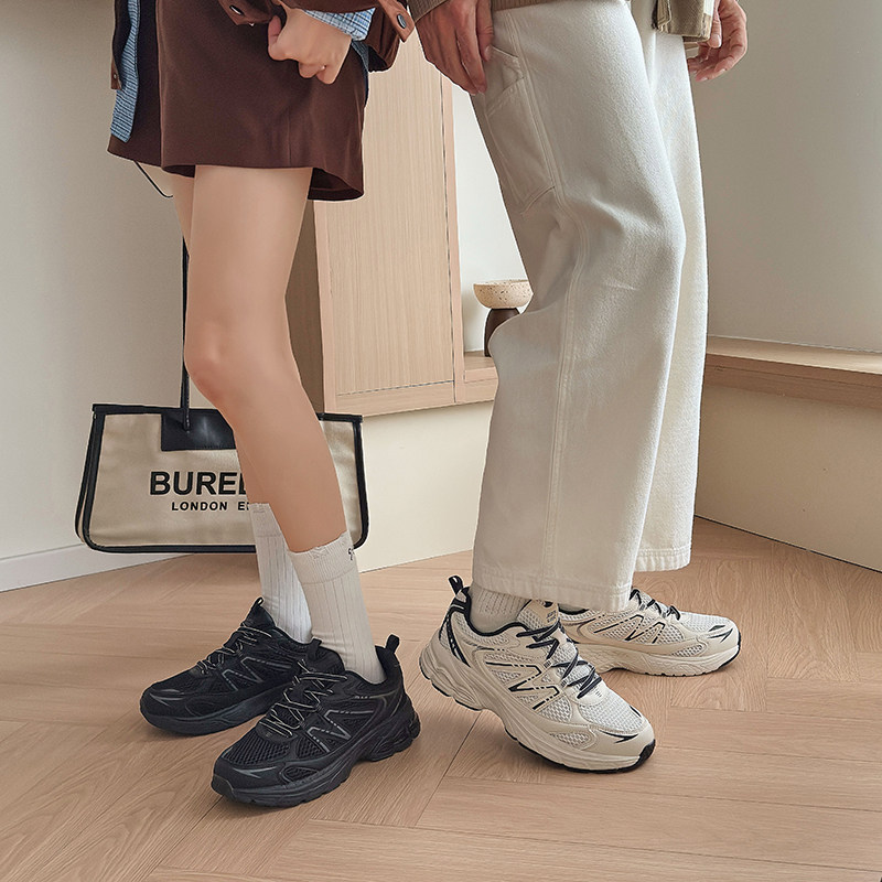 Jeanswest/真维斯跑步鞋男鞋缓震运动鞋透气轻便休闲鞋跑鞋T1