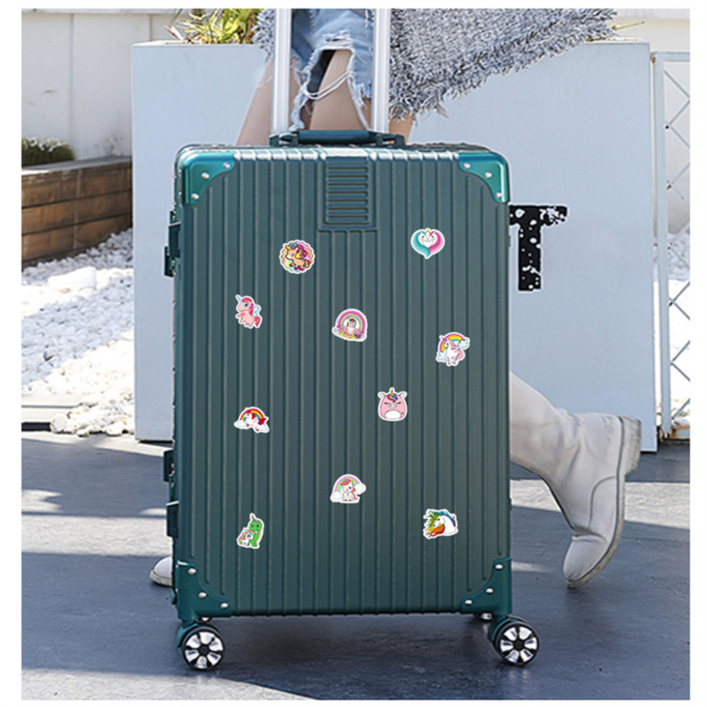 50张卡通可爱彩色独角兽幼儿童女孩奖励贴纸装饰小图案滑板行李箱diy桌面文具盒保温杯头盔自行车防水装饰,淘宝优惠券,粉丝福利购,淘宝优惠卷