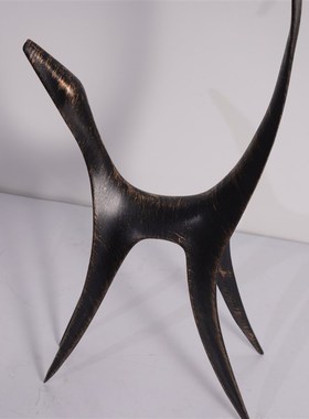 创意抽象极简铸铁动物雕塑 艺术酒店客厅玄关新中式装饰品小摆件